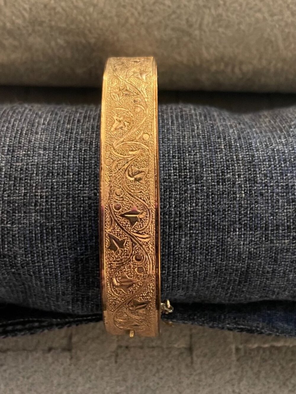 Vintage Gold Bracelet Bangle Etched 23 grams 1970s Gold Filled ? Retro Detailed